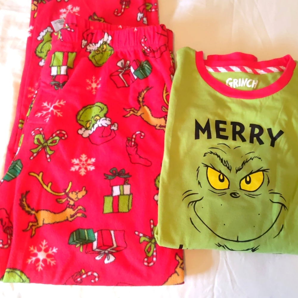 Grinch pajama set